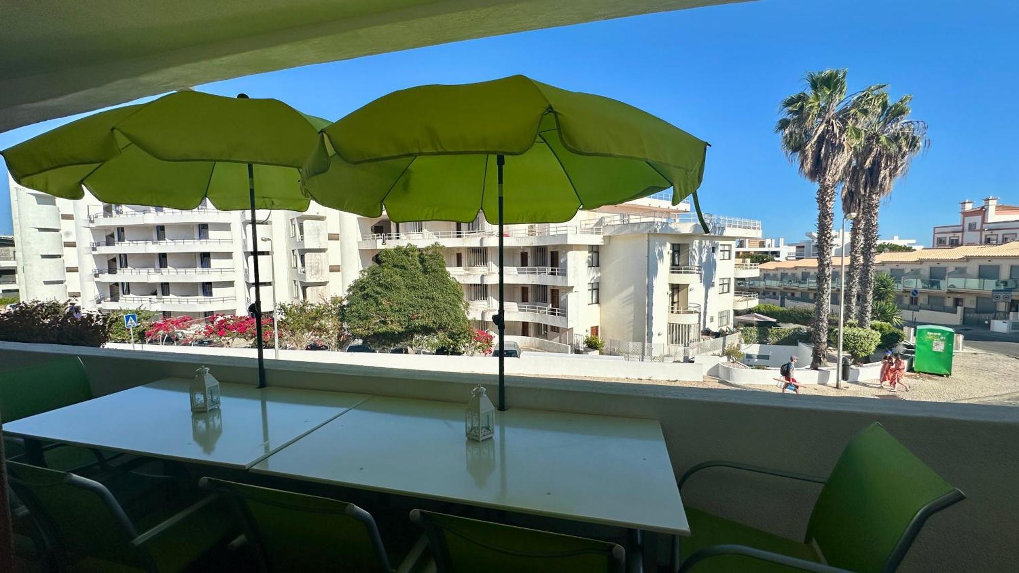 Medronheira By Check-In Portugal Lägenhet Albufeira Exteriör bild